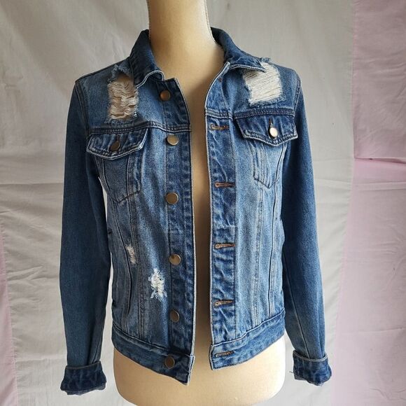 Fashion Nova Distressed Dark Wash Jean Jacket Size XS - Picture 5 of 10